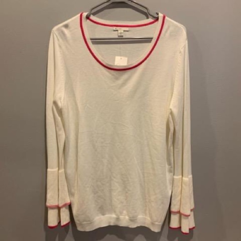 C EST 1946 woman’s sweater, NWT, size L